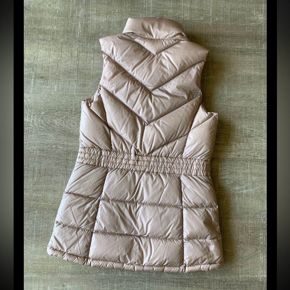Athleta Women’s Banner Peak Goose Down Vest rose gold XS Puffer Outdoor 350856 - Picture 4 of 13